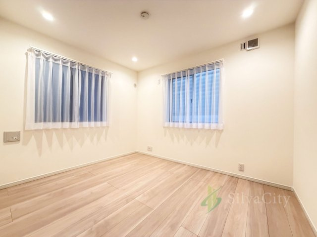 世田谷区上用賀4丁目の洋室