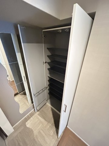 ブエナビスタ難波元町の収納