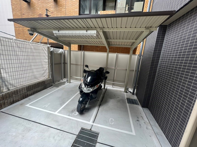 RISING Maison 本町橋の外観