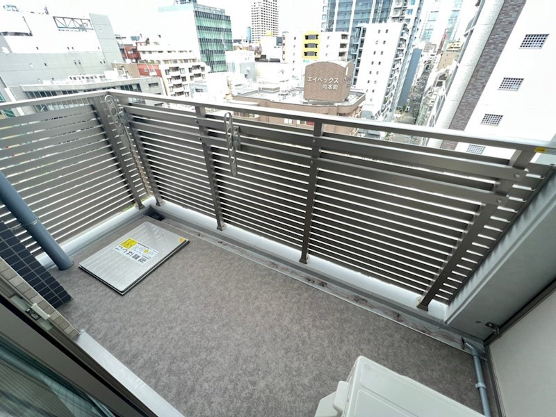 RISING Maison 本町橋のバルコニー
