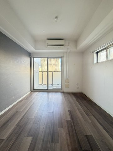 エスリード中之島SOUTHのエントランス