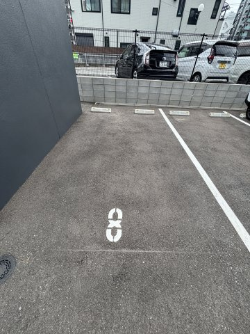 TK-RESIDENCE半道橋achieveの駐車場