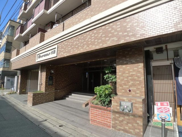ロワールマンション大濠のエントランス