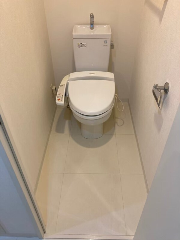 クレグラン京町堀のトイレ