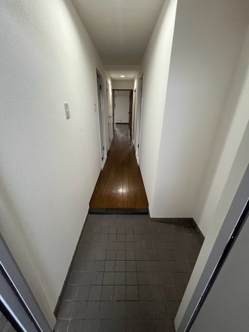 ロイヤルシャトー門戸の玄関
