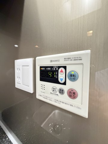 ファーストフィオーレ難波ウエストの外観|外観は落ち着いています