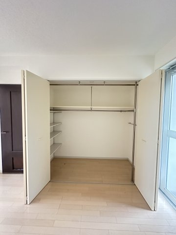 カルシア小戸ナチュアの収納