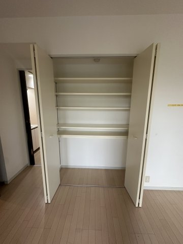 カルシア小戸ナチュアの収納