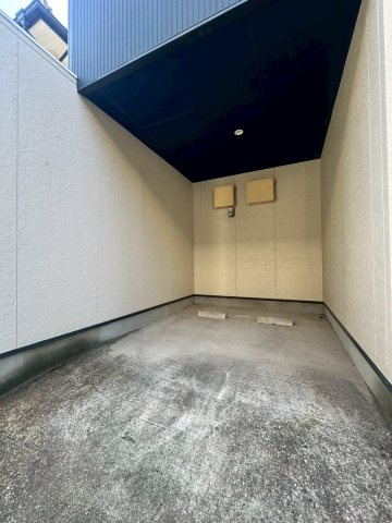 Scarlet箱崎の駐車場