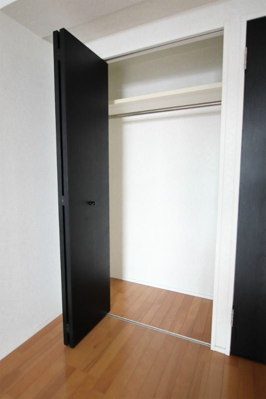 エンクレスト赤坂弐番館の収納