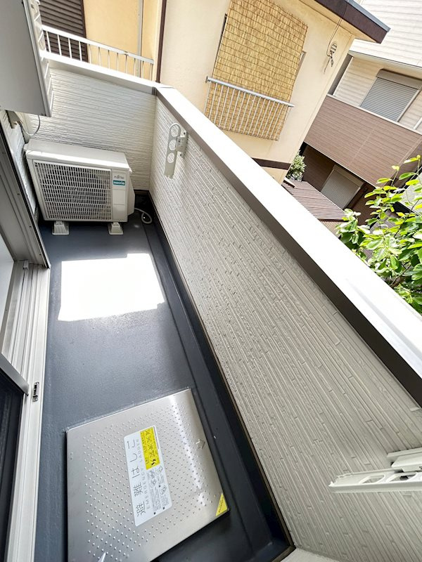 レクエルド深江のバルコニー