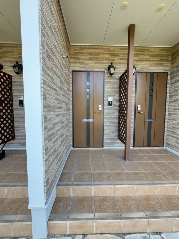 ブライト　ヒル　Ａの玄関