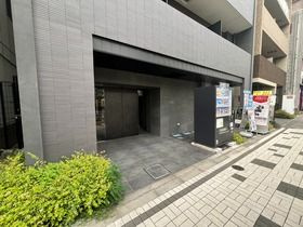 メイクスデザイン森下のエントランス