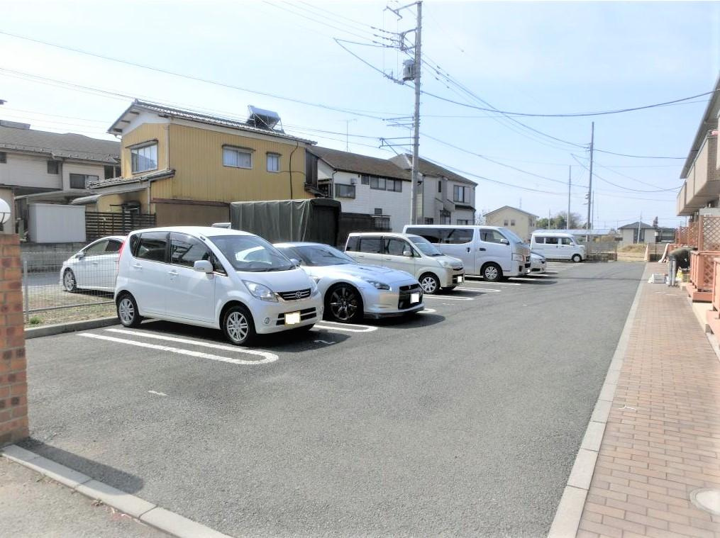 フラッツァ　ピア　Ｂ棟のその他|駐車場
