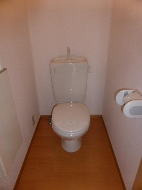 フラッツァ　ピア　Ｂ棟のトイレ|落ち着いた色調のトイレです