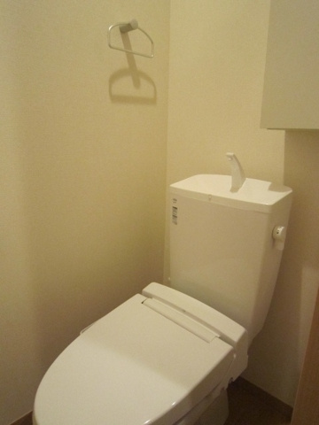 サンローズＡのトイレ|コンパクトで使いやすいトイレです