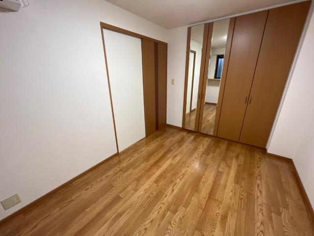 ガーデンヒルズNAKAYAMA弐番館の内装|洋室