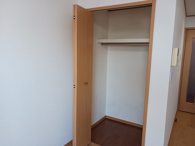 エスト　グリシーナの収納|大きなものも収納できそうです