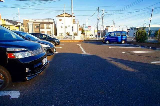 カーラの駐車場|駐車場完備です