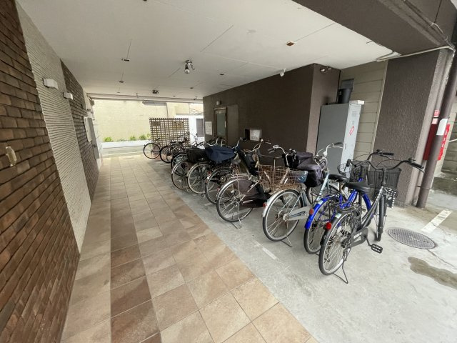 御代開マンションのその他