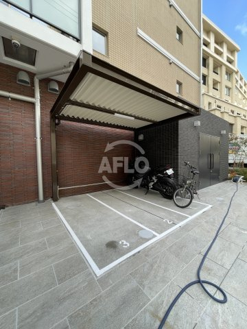 AFFLUENCE難波EASTのその他共用部分|AFFLUENCE難波EAST　バイク置き場