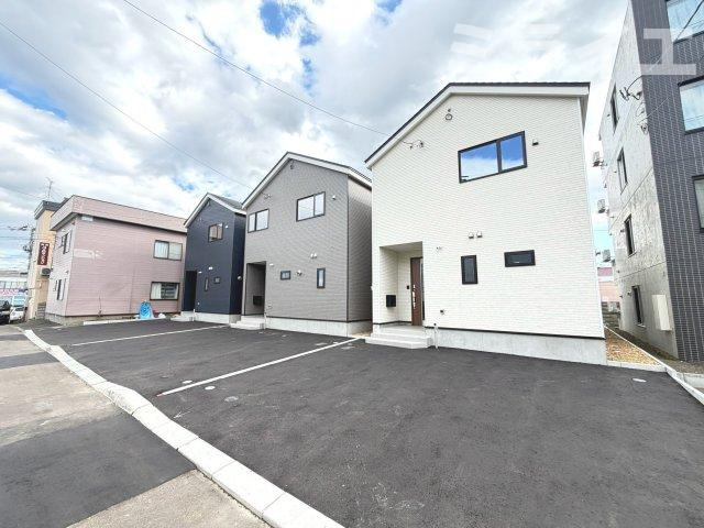 【新築戸建】札幌市豊平区西岡3条6丁目3棟の外観