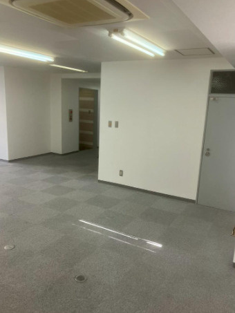 大阪市中央区南久宝寺町２丁目の事務所の内装
