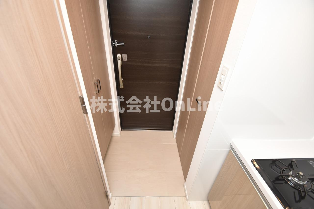 S-RESIDENCE高井田beletaの玄関