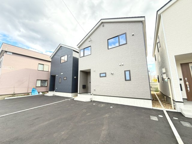 【新築戸建】札幌市豊平区西岡3条6丁目3棟の外観