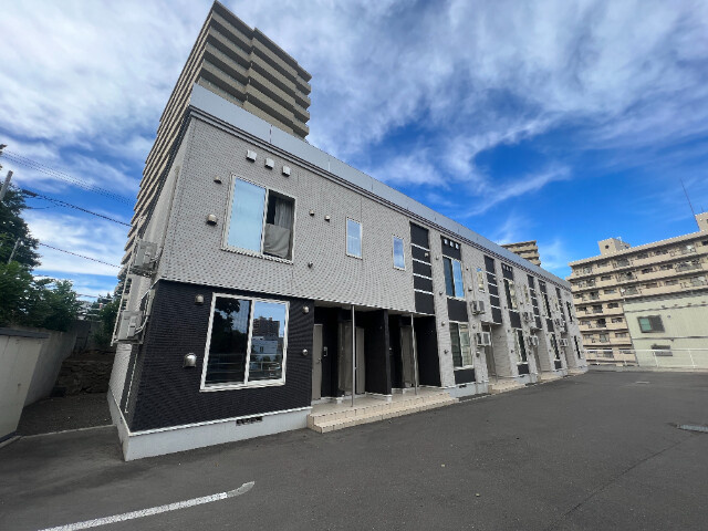 Ｓｕｎｌｉｔ手稲駅前
