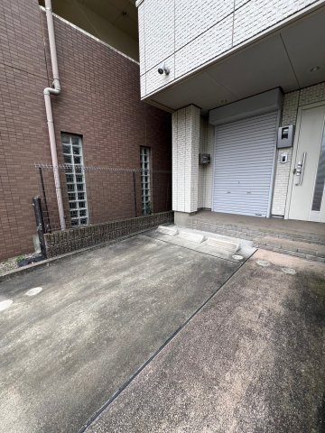 ヴァリアシオン　名古屋市賃貸　仲介手数料無料の駐車場