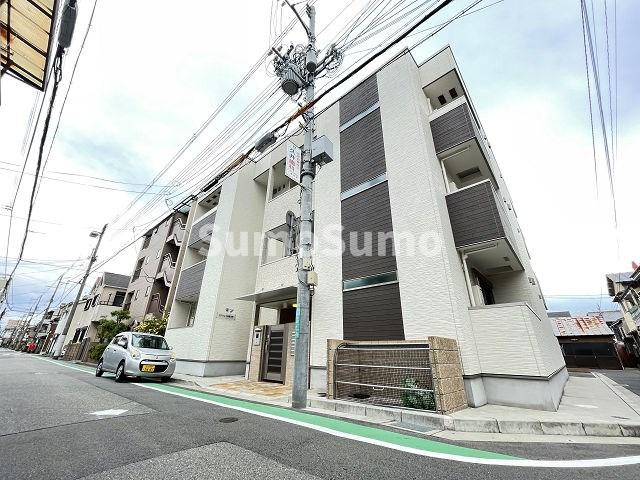 フジパレス西桜木町の外観