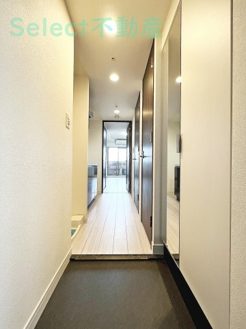 メイクスデザイン鶴舞の玄関