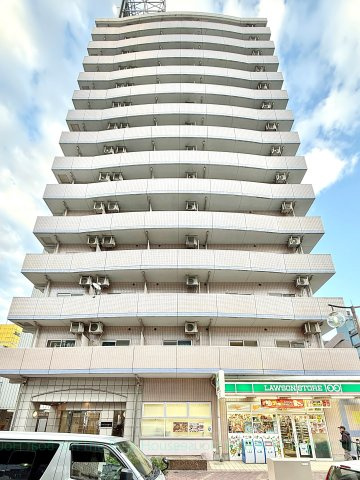 La　Douceur新栄の外観