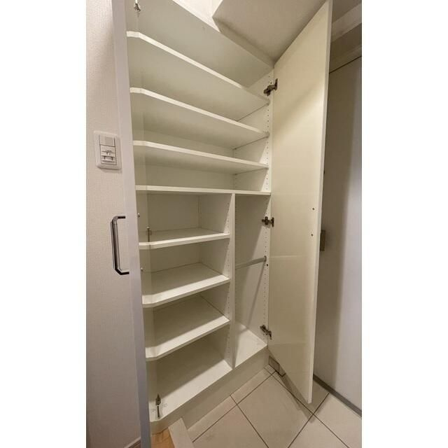 エーエス日暮里の収納