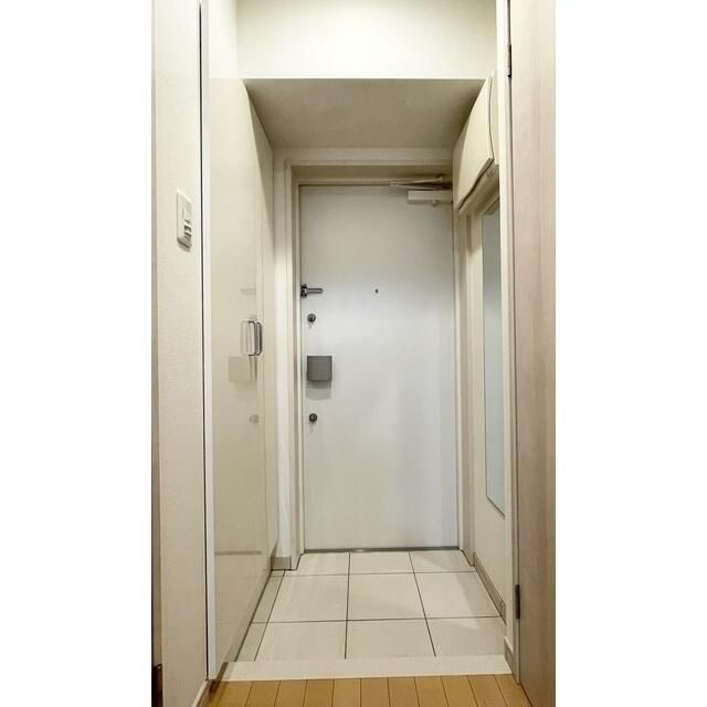 エーエス日暮里の玄関