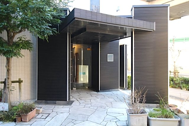 EXIM NISHISUGAMOのエントランス