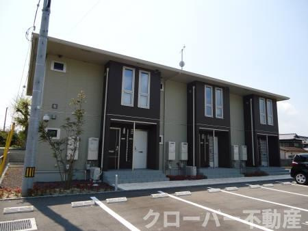 カーサコーラル B棟の外観