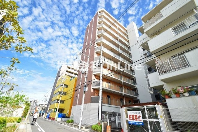 Mプラザ小阪駅前の外観