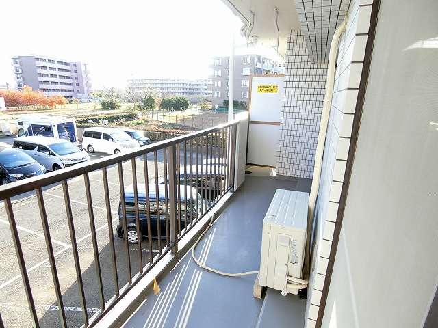 INOVE武蔵砂川のバルコニー