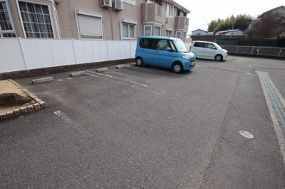 【駐車場】 | フォレスト―ル1番館