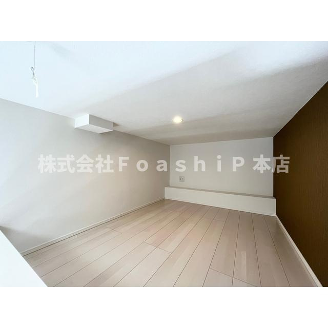 レジナ ヒルズの寝室