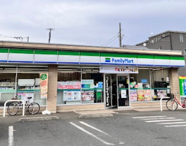 ソルディアス クローバーの周辺