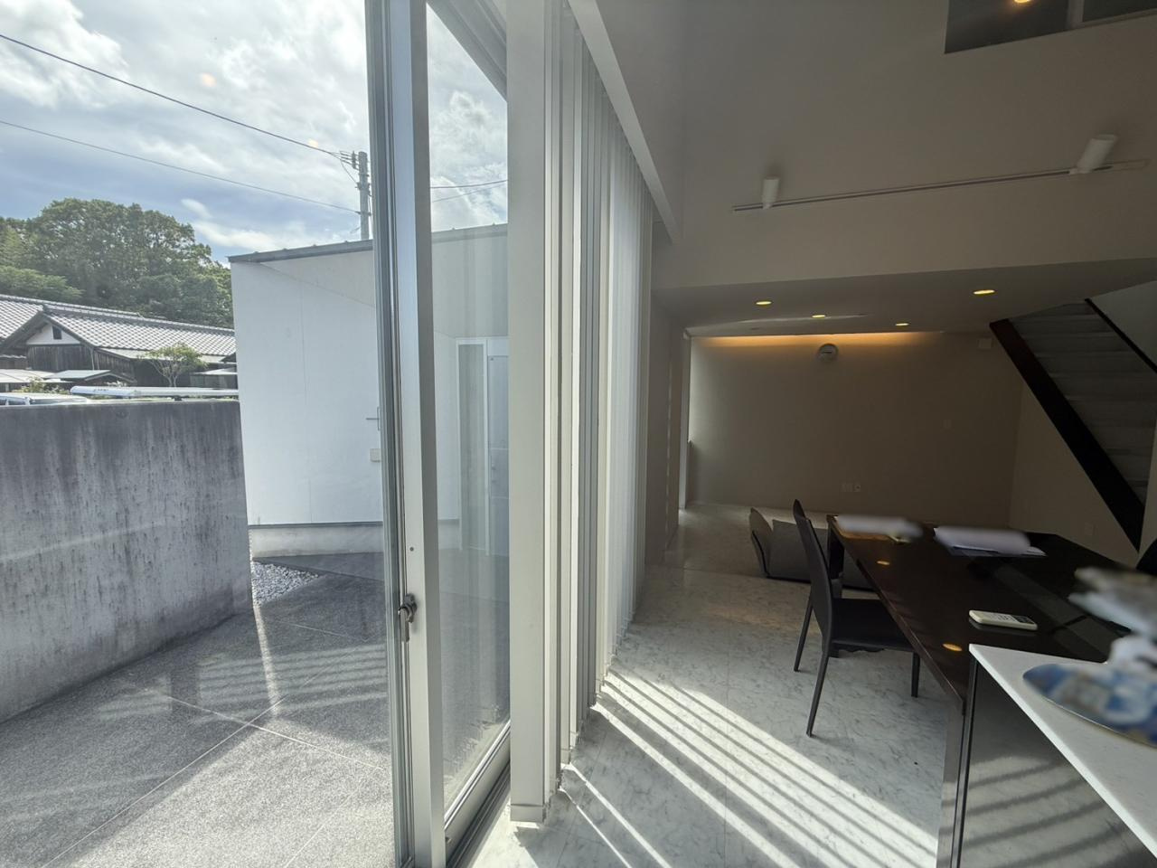 香南市野市町西野　中古戸建ての居間・リビング
