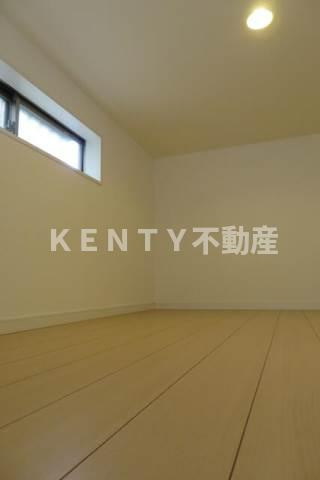 【寝室】 | バーミープレイス蒲田Ⅲ | 使い勝手のいい寝室です