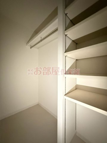 プラージュポインテ六ツ門の収納|こまごまとしたものを収納できそうですね