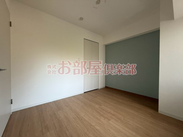 プラージュポインテ六ツ門の洋室|使い勝手のいい洋室です