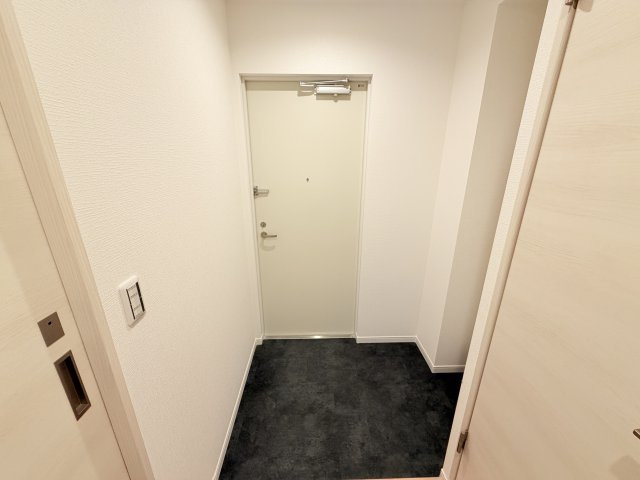 アレーズ新神戸の玄関