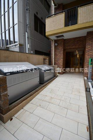 アーバンステージ安堂寺Ⅱ のエントランス