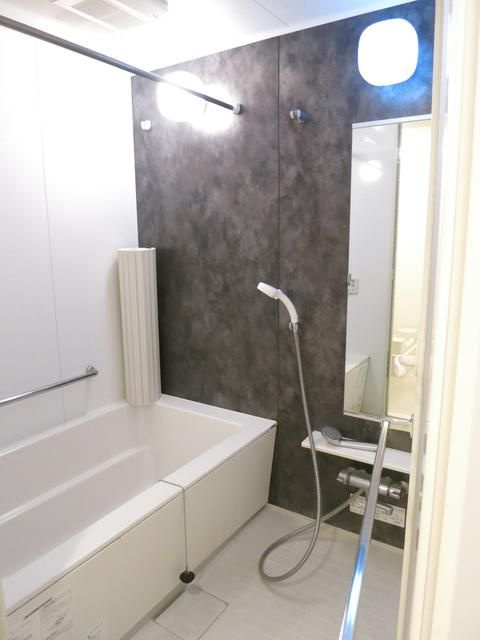 ステイシス町屋の浴室